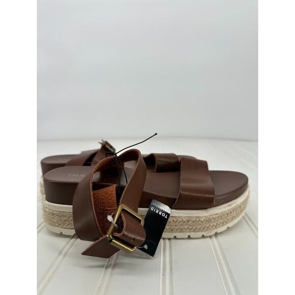 TORRID Womens Two Piece Sandal Size 7.5 WW WIDE Cognac Brown Strappy Ankle Strap - Picture 4 of 8